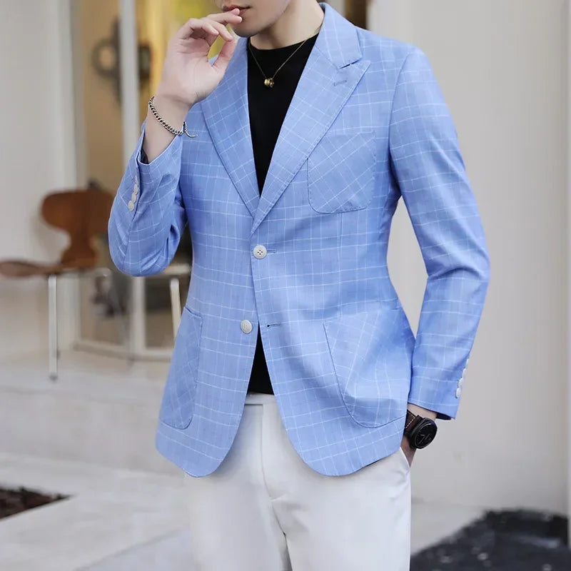 Blazer Masculino Rauffstein RS189, com corte regular e lapelas finas, perfeito para eventos formais ou looks casuais com estilo e conforto.
