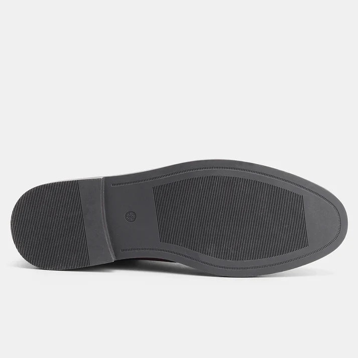 Bota Chelsea Masculina Rauffstein RS284 clássica, com couro nobre e design vitoriano, ideal para visuais casuais e formais.