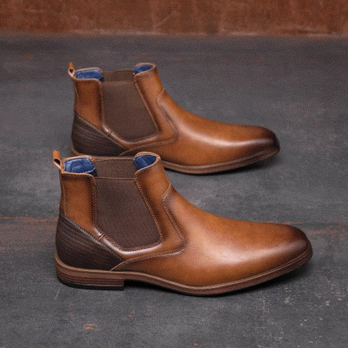 Bota Chelsea Masculina Rauffstein RS294 vitoriana, com design clássico, ideal para visuais rurais e trabalho com conforto e sofisticação.