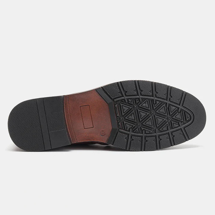 Bota Couro Forrada Rauffstein RS293 rústica, com couro premium e interior forrado, ideal para trabalho no campo com conforto.