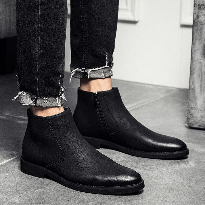 Bota Masculina de Couro Rauffstein RS290 elegante, com couro premium e design sofisticado, ideal para visuais casuais e formais.