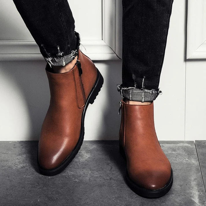 Bota Masculina de Couro Rauffstein RS290 elegante, com couro premium e design sofisticado, ideal para visuais casuais e formais.