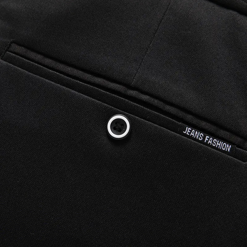 Calça Social Masculina Rauffstein RS205, com corte clássico, perfeita para eventos formais ou corporativos com conforto e sofisticação.