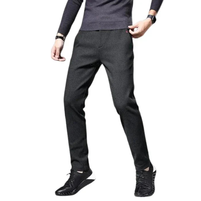 Calça Social Masculina Rauffstein RS206, com corte slim fit, perfeita para eventos formais ou corporativos com conforto e sofisticação.