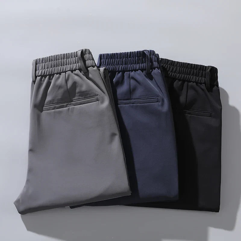 Calça Social Masculina Rauffstein RS203, com corte slim fit e tecido de nylon e spandex, perfeita para eventos formais, corporativos ou uso diário.