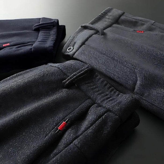Calça Social Masculina Rauffstein RS206, com corte slim fit, perfeita para eventos formais ou corporativos com conforto e sofisticação.