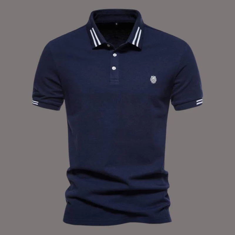 Camisa Polo em Algodão Rauffstein RS238 elegante, com detalhes bordados e design moderno, ideal para visuais casuais e formais com conforto.
