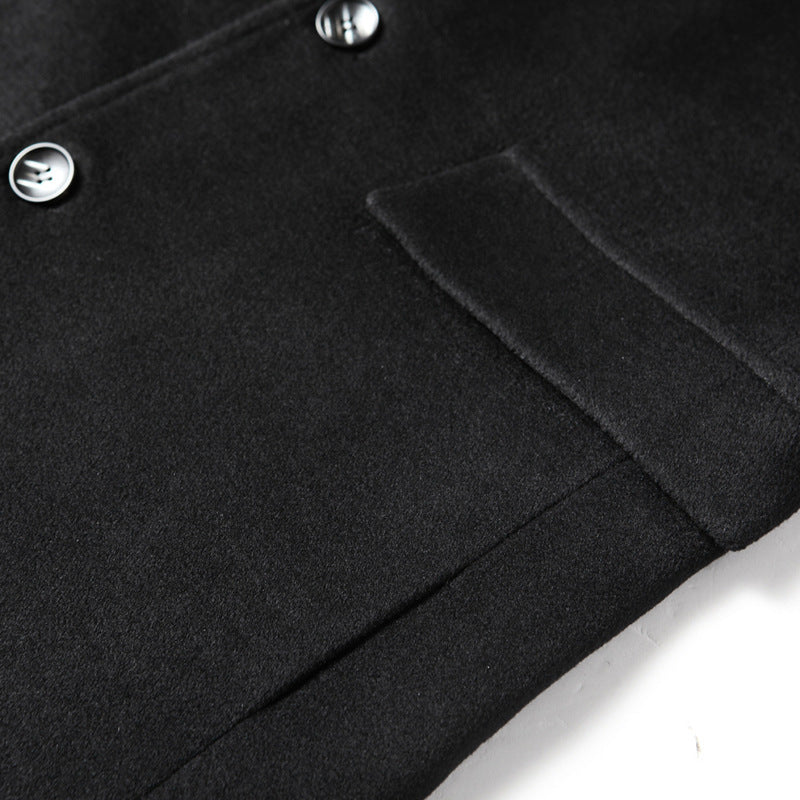 Sobretudo Masculino em Lã Rauffstein RS230, com gola polo, perfeito para inverno em looks formais ou casuais com conforto e sofisticação.