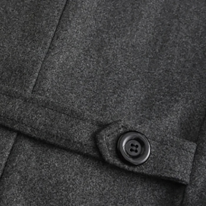 Sobretudo Masculino Longo em Lã Rauffstein RS232, com design transpassado, perfeito para eventos formais com proteção térmica e estilo.