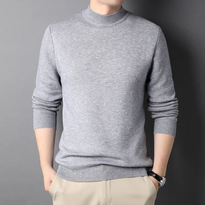 Suéter Masculino em Lã Rauffstein RS233 elegante, com gola alta e design minimalista, ideal para visuais casuais e formais com conforto.