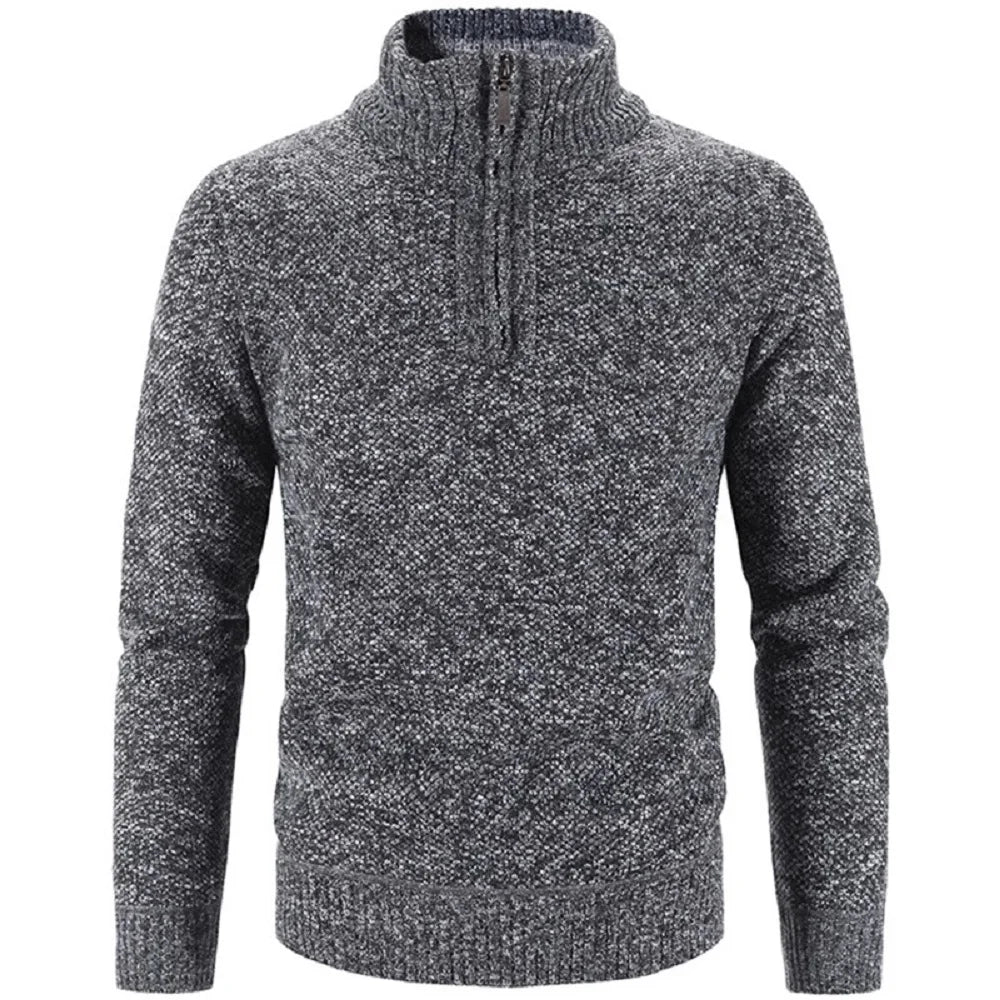Suéter Masculino Gola Bordado Meio Zíper Rauffstein RS181, com modelagem slim fit, perfeito para inverno em ocasiões casuais ou semi-formais.