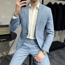 Blazer Masculino em Algodão Rauffstein RS188, com corte slim fit e tecido leve, perfeito para eventos formais ou looks casuais sofisticados.