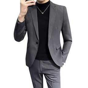 Blazer Masculino em Algodão Rauffstein RS188, com corte slim fit e tecido leve, perfeito para eventos formais ou looks casuais sofisticados.