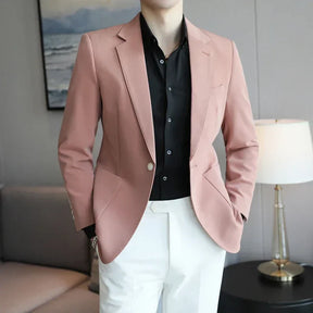 Blazer Masculino Rauffstein RS189, com corte regular e lapelas finas, perfeito para eventos formais ou looks casuais com estilo e conforto.
