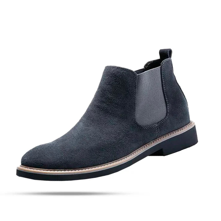 Bota Chelsea Camurça Rauffstein RS291 elegante, com camurça premium e design moderno, ideal para visuais casuais e formais.