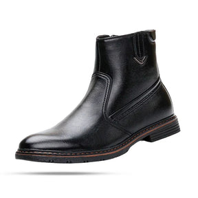 Bota Couro Forrada Rauffstein RS293 rústica, com couro premium e interior forrado, ideal para trabalho no campo com conforto.