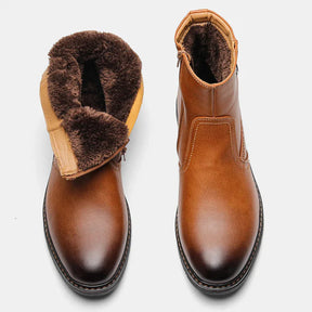 Bota Couro Forrada Rauffstein RS293 rústica, com couro premium e interior forrado, ideal para trabalho no campo com conforto.