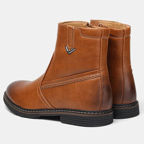 Bota Couro Forrada Rauffstein RS293 rústica, com couro premium e interior forrado, ideal para trabalho no campo com conforto.