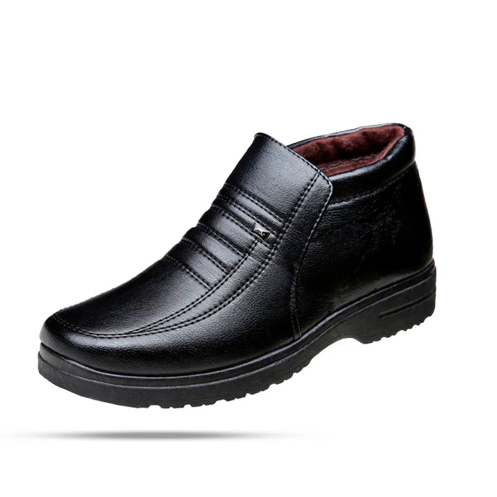 Bota Inverno Masculina Rauffstein RS292 forrada em lã, impermeável e elegante, ideal para climas frios com conforto e sofisticação.