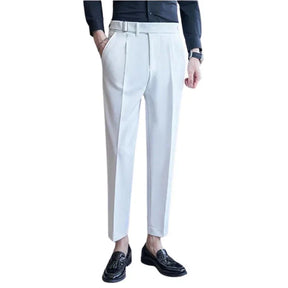 Calça de Alfaiataria Masculina Rauffstein RS196, com corte clássico e tecido premium, perfeita para eventos formals, corporativos ou jantares elegantes.