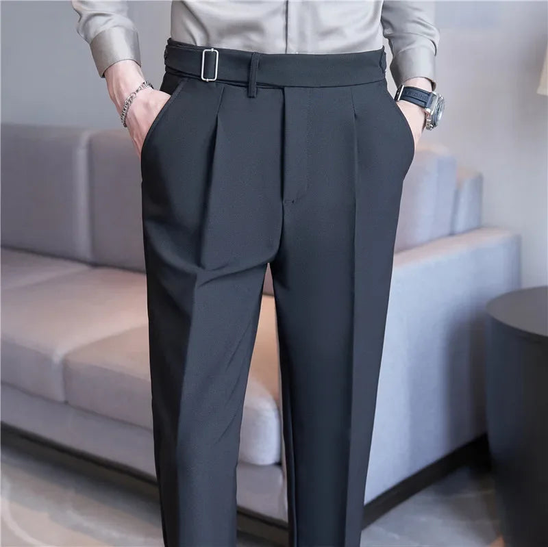 Calça de Alfaiataria Masculina Rauffstein RS196, com corte clássico e tecido premium, perfeita para eventos formals, corporativos ou jantares elegantes.
