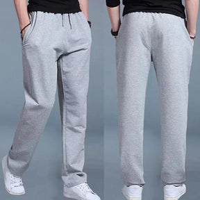 Calça Moletom Masculina Rauffstein RS068 com modelagem ergonômica, tecido macio e ajuste confortável, perfeita para composições casuais e momentos de lazer.