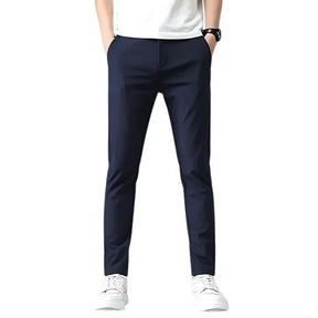 Calça Social Masculina Rauffstein RS067, modelagem slim fit, tecido premium, acabamento refinado e design versátil para um visual sofisticado.