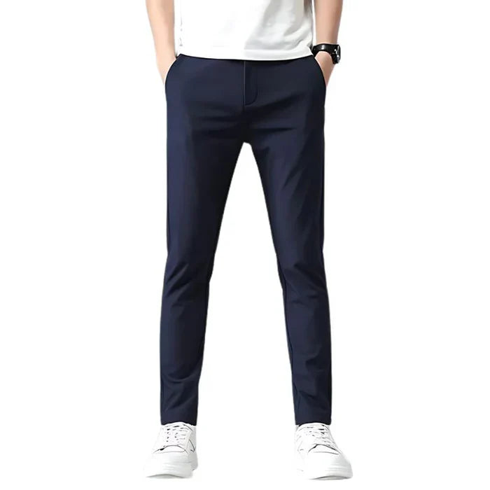 Calça Social Masculina Rauffstein RS067, modelagem slim fit, tecido premium, acabamento refinado e design versátil para um visual sofisticado.