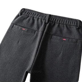 Calça Social Masculina Rauffstein RS206, com corte slim fit, perfeita para eventos formais ou corporativos com conforto e sofisticação.