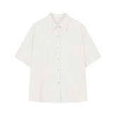 Camisa Linho Oversized Masculina Rauffstein RS345, modelagem ampla, tecido respirável e tecnologia anti amassado para um visual moderno e confortável.