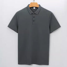 Camisa Polo Masculina Rauffstein RS006, tecido premium, modelagem refinada e toque macio para um visual sofisticado e confortável.