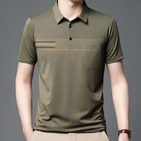 Camisa Polo em Algodão Rauffstein RS236 elegante, com detalhes listrados e design moderno, ideal para visuais casuais e formais com conforto.