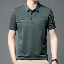 Camisa Polo em Algodão Rauffstein RS236 elegante, com detalhes listrados e design moderno, ideal para visuais casuais e formais com conforto.