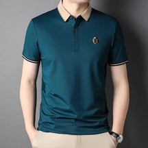 Camisa Polo Masculina Rauffstein RS239 elegante, com bordado refinado e design atemporal, ideal para visuais casuais e formais com conforto.