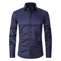 Camisa Social de Algodão Masculina Rauffstein RS142, modelagem slim fit, tecido respirável, gola tradicional e acabamento refinado para um visual sofisticado.