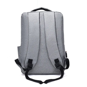 Mochila Executiva Rauffstein RS088 com compartimento para notebook 15", porta USB e alças acolchoadas para máximo conforto e praticidade.