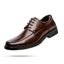 Sapato Derby em Couro Rauffstein RS355 clássico, com couro envernizado e sola vulcanizada, ideal para visuais elegantes.