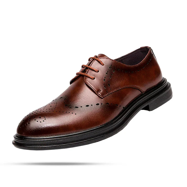 Sapato Derby em Couro Rauffstein RS365 versátil, com couro premium e plataforma 4 cm, ideal para visuais casuais e elegantes.