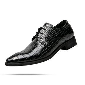 Sapato Derby em Couro Rauffstein RS363 elegante, com couro envernizado e plataforma 3,5 cm, ideal para visuais sofisticados.