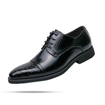 Sapato Derby Masculino Rauffstein RS362 versátil, com couro texturizado e cadarço trançado, ideal para visuais casuais e sociais com conforto.