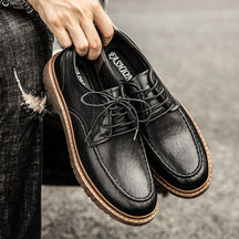 Sapato Masculino em Couro Rauffstein RS064, acabamento refinado, solado resistente e design sofisticado para conforto e estilo.