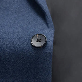 Sobretudo Masculino em Lã Rauffstein RS224, com design moderno, perfeito para inverno, outono e ocasiões sociais ou casuais com estilo.