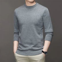 Suéter Casual Masculino Gola Redonda Rauffstein RS182, com modelagem slim fit, perfeito para looks casuais ou descontraídos com estilo e conforto.