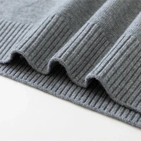 Suéter Casual Masculino Gola Redonda Rauffstein RS182, com modelagem slim fit, perfeito para looks casuais ou descontraídos com estilo e conforto.