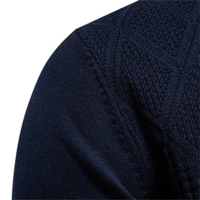Suéter Rauffstein RS178: slim fit, gola alta, tecido premium, ideal para inverno em looks casuais ou formais com elegância e conforto térmico.