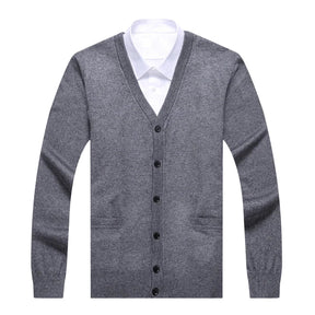 Suéter Masculino Slim Fit em Lã Rauffstein RS184, com gola redonda, perfeito para inverno em ocasiões casuais ou formais com estilo e calor.